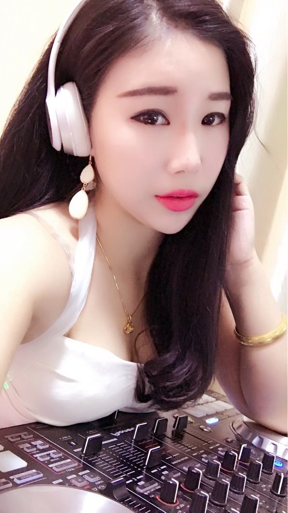 风中的风铃的图片