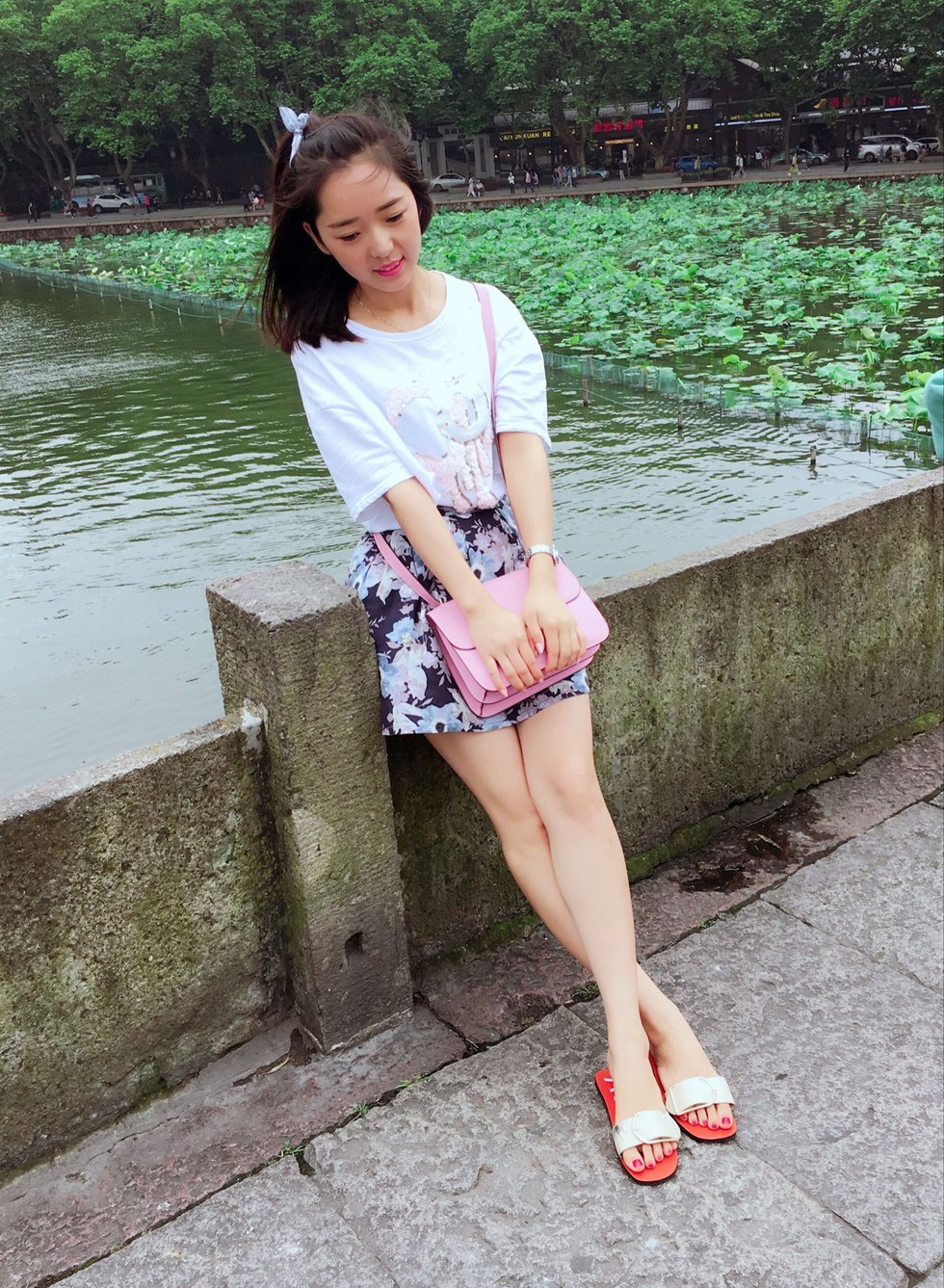 风中的风铃的图片