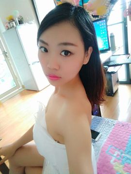 玖玖看病休一天主播照片