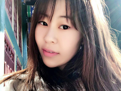 十一欧尼的店海报