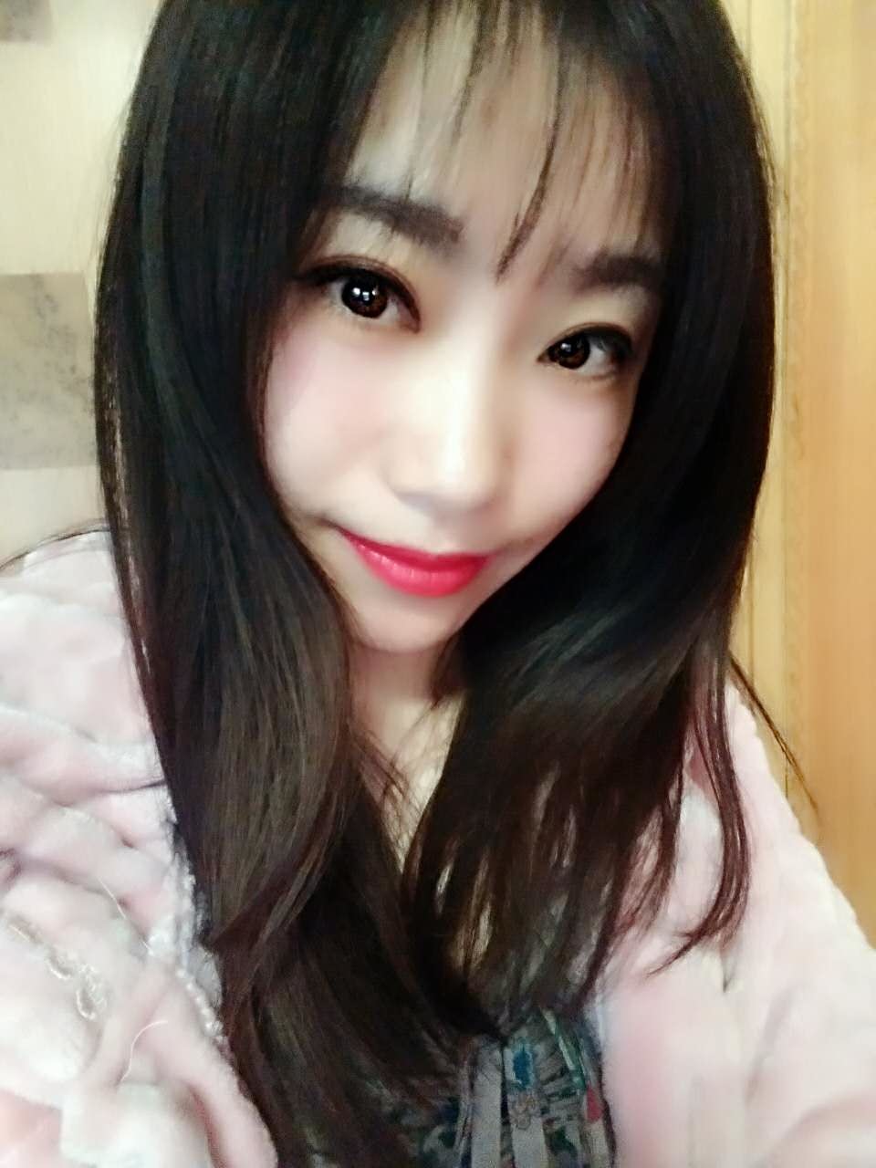 薇宝教主的主播照片