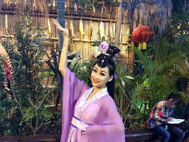 RE天际随缘主播照片