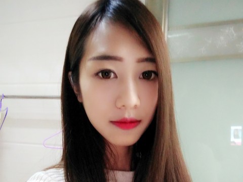 美瞳酱海报