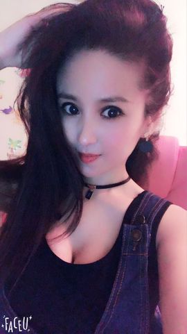 魅丽晴儿主播照片