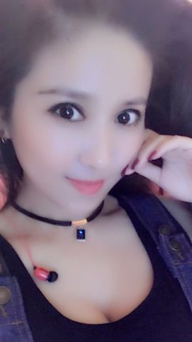 魅丽晴儿主播照片