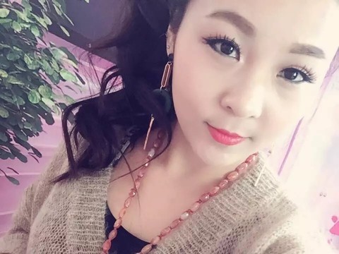 💫蕾丝💫海报