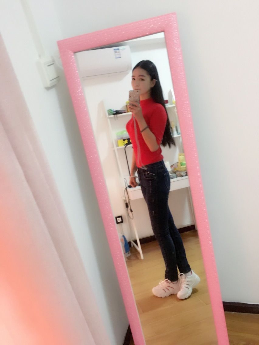 车恩尚的主播照片