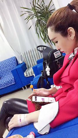 百变舞者-娜娜主播照片