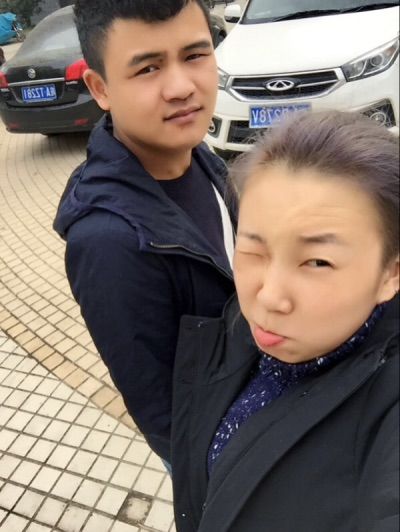 少寶，情兽克全家的主播照片