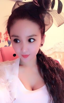 魅丽晴儿主播照片