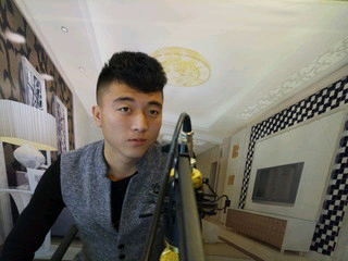 晓健家♥莹莹的主播照片