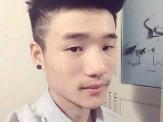 不哭丆鬧丆衒耀oy的主播照片
