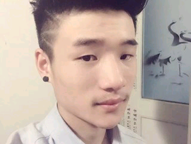 不哭丆鬧丆衒耀oy主播照片