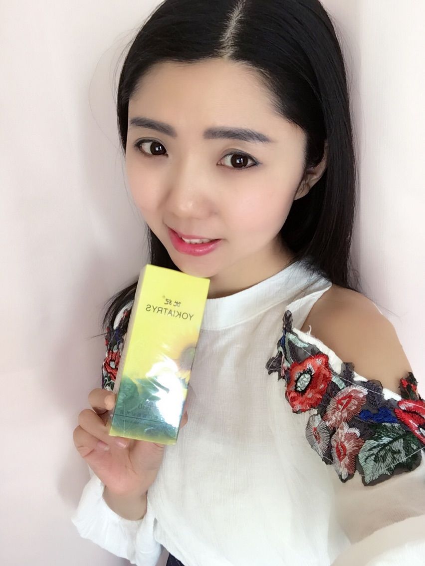 优纪公司美容培训师的主播照片