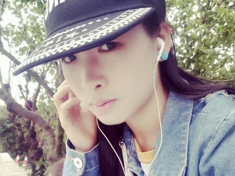 ，，，，悦海报