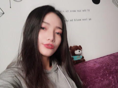 小柯🤗🤗🤗海报