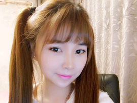 刘俊美主播照片