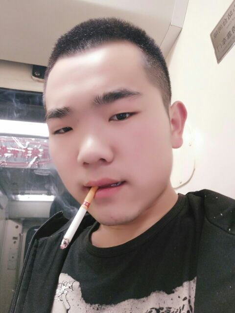$阿鹏@主播照片