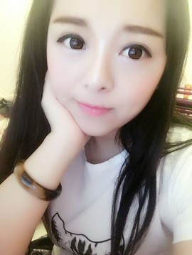 丫丫丶丶主播照片