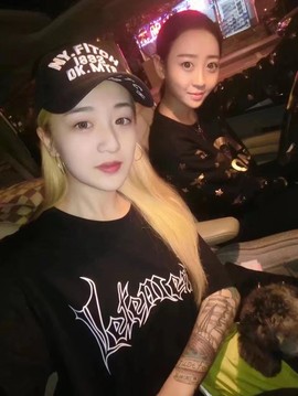 你的超可爱主播照片