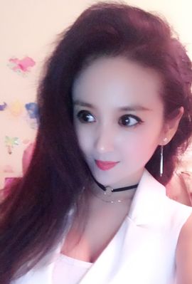 魅丽晴儿主播照片
