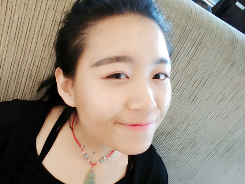 大牙宝儿的主播海报