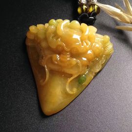 小雨翡翠主播照片