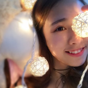 兔牙霜头像