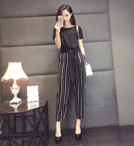 欧货时尚女装主播照片