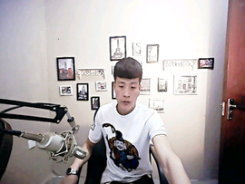 揪痧治咽炎主播照片