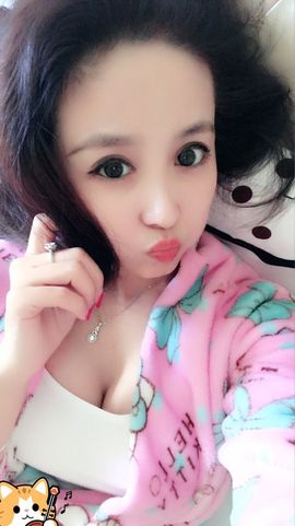 魅丽晴儿主播照片