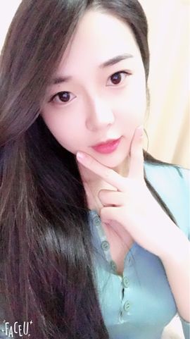 7978萌小夏♥休主播照片