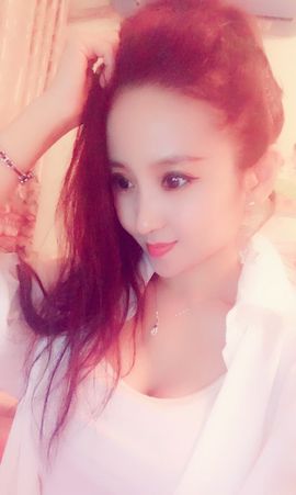 魅丽晴儿主播照片