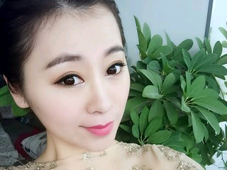 🌹回眸一笑🌹的主播照片