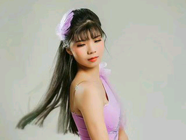老三spg主播照片