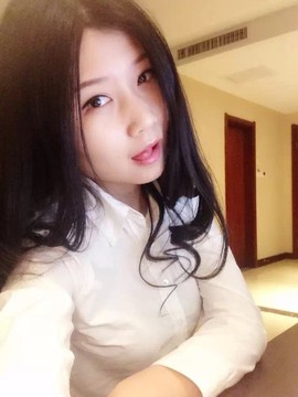 嘚瑟💗主播照片