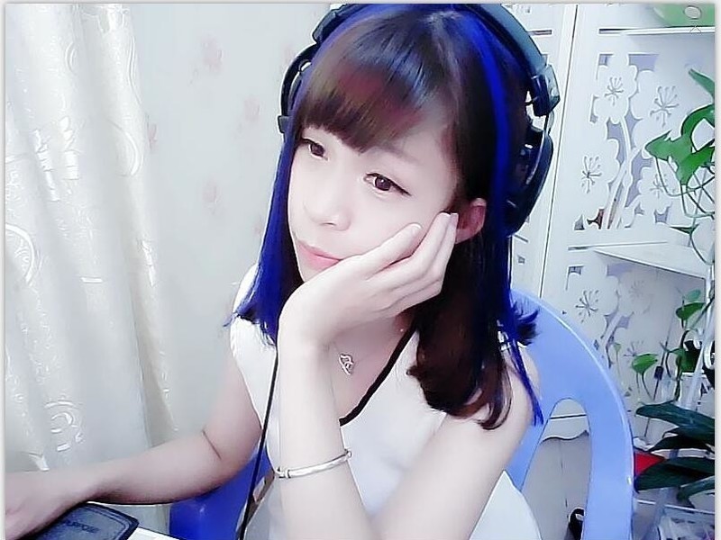 ღ、小✿小゛﹏的主播海报