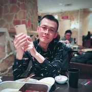 冯雁玮