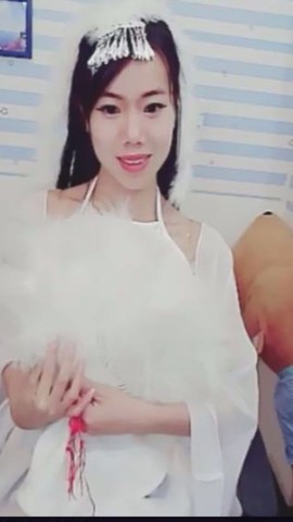 纯情要吃钙~钙片主播照片