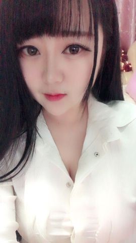 小小西521主播照片