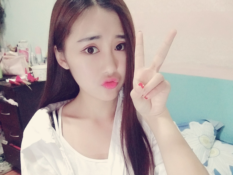 好运静儿的主播海报