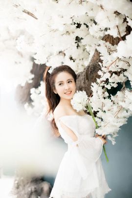 魅丽晴儿主播照片