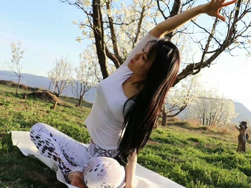 美人鱼没有泪的主播海报