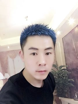 SE-小超主播照片