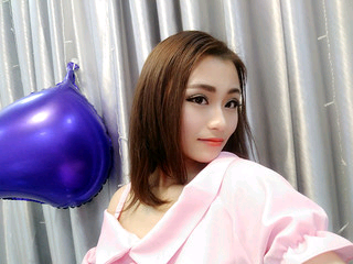 我要吻小小一下💏的主播照片