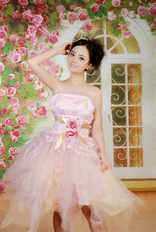 上官倪儿的主播照片