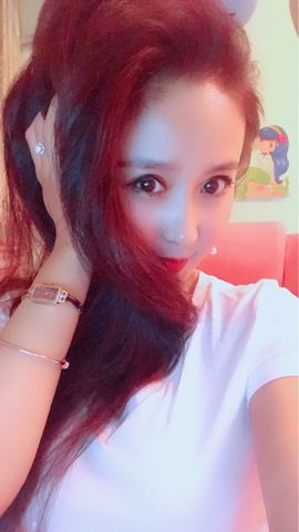 魅丽晴儿主播照片