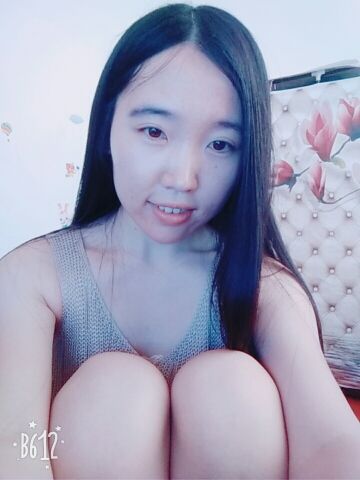 心儿😘抱抱的主播照片、视频直播图片