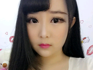 越文4的主播照片