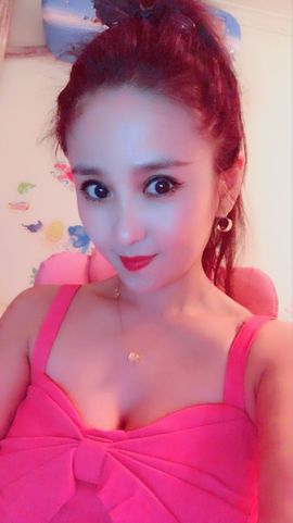 魅丽晴儿主播照片